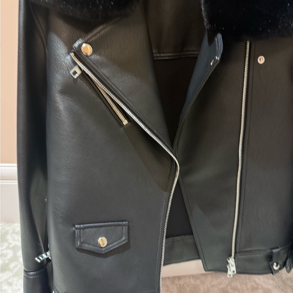 Stand studio Jacket - Picture 4 of 9